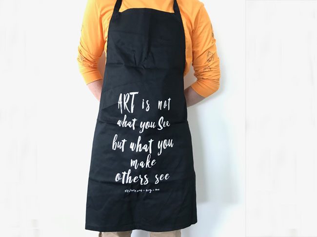 Aprons adults: art is not what you see
